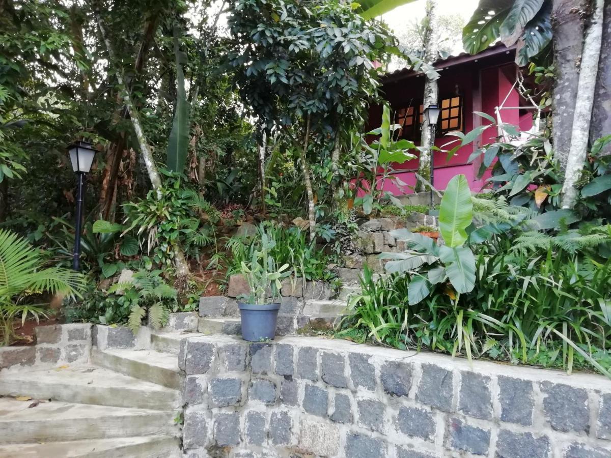 Villa Felix Suites E Chales Ubatuba Luaran gambar