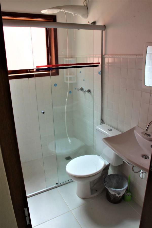 Villa Felix Suites E Chales Ubatuba Luaran gambar