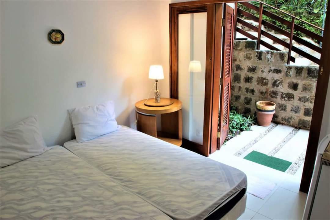 Villa Felix Suites E Chales Ubatuba Luaran gambar